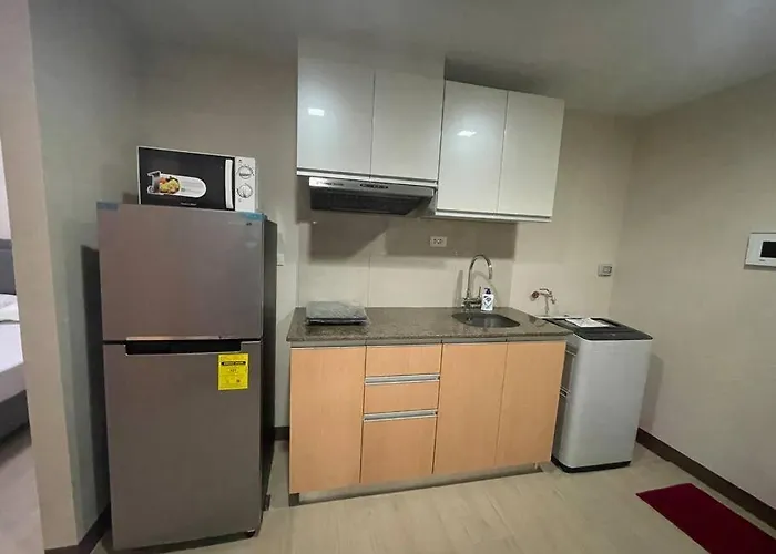 High Speed Internet - Cozy 1br Fully Furnished Apartment